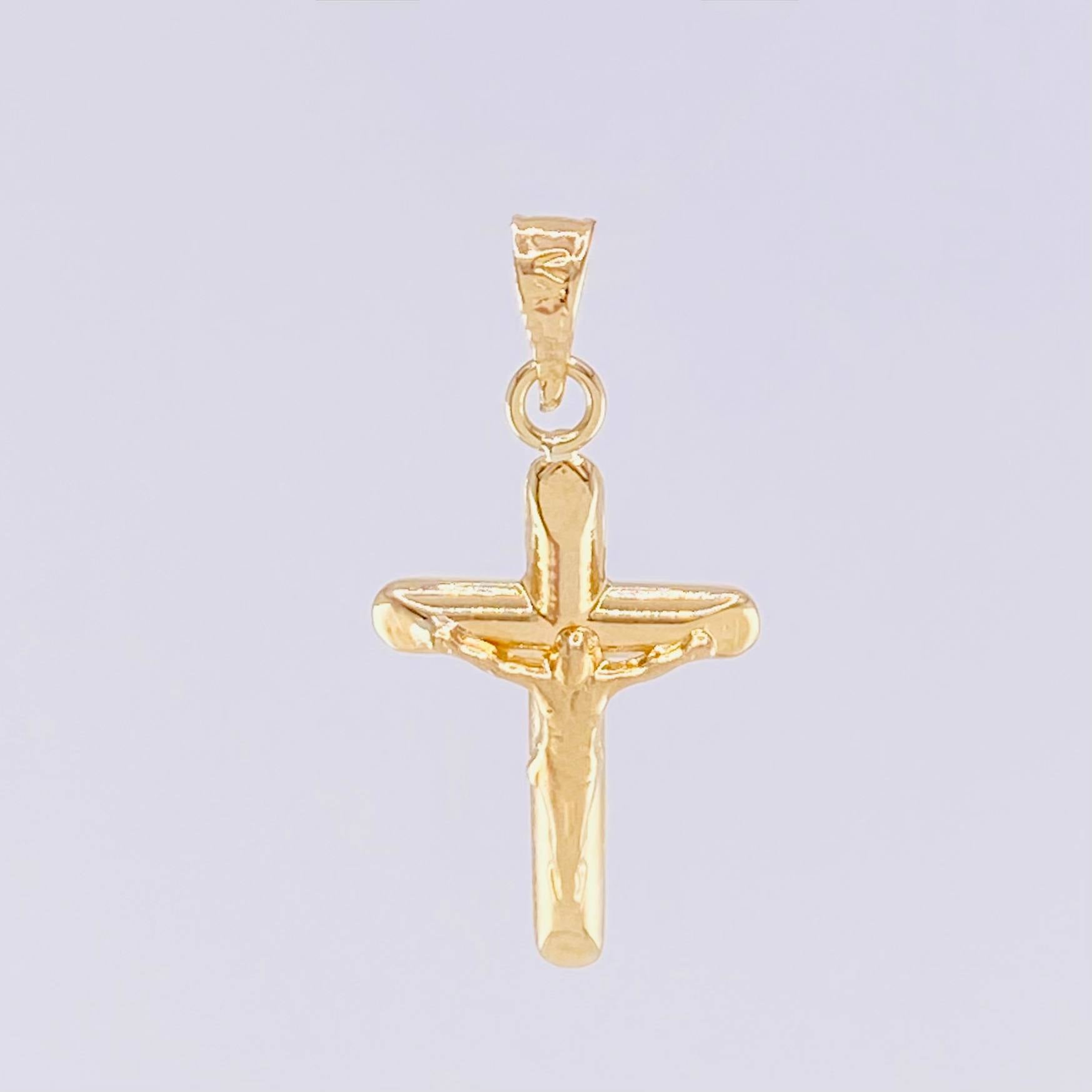 Dije Cruz Cristo Puntas Planas Mate 0.75g / 2.7cm Oro Amarillo 18K