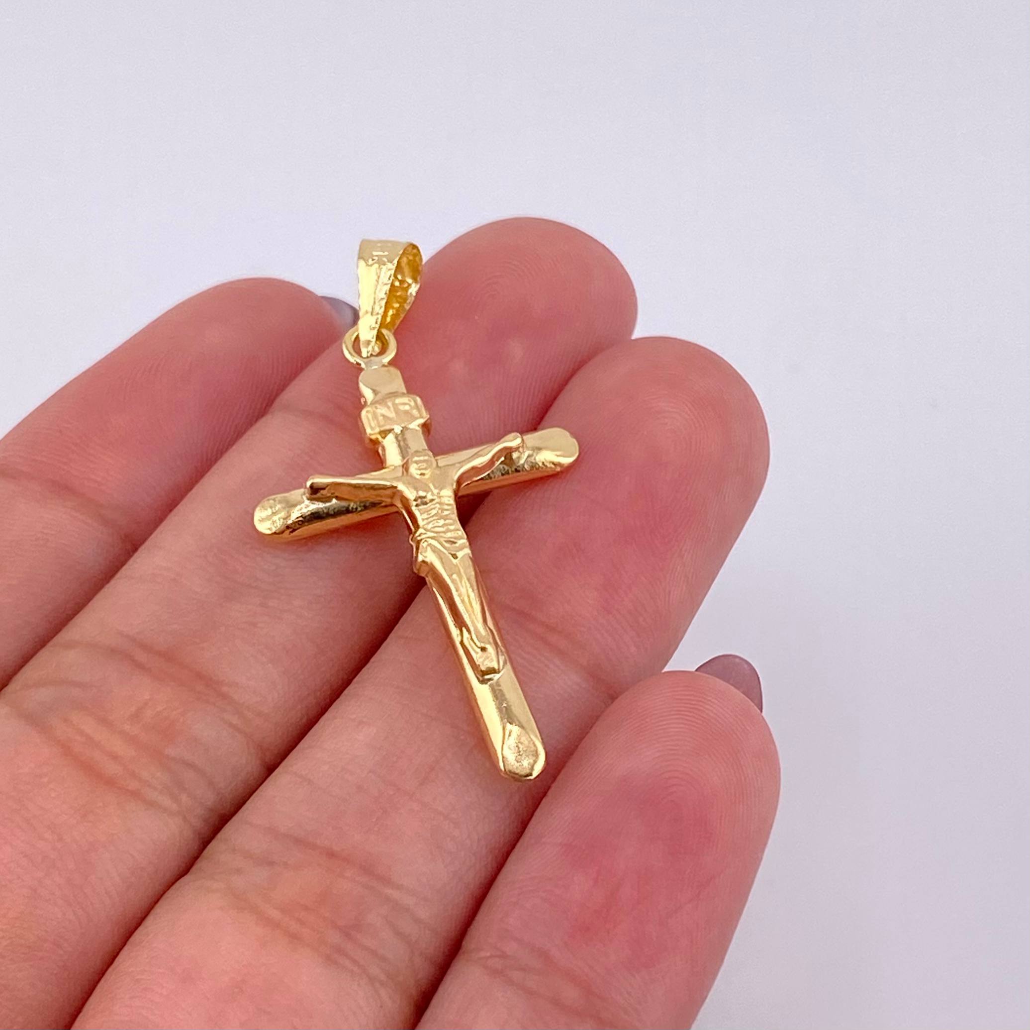 Dije Cruz Cristo Puntas Planas Mate 1.45g / 4cm Oro Amarillo 18K