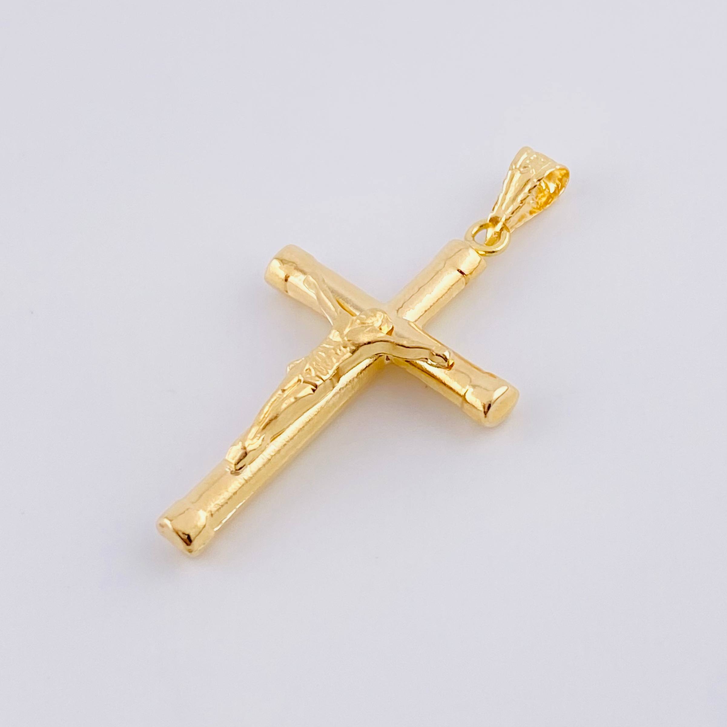Dije Cruz Cristo Mate 1.8g / 3.9cm Oro Amarillo 18K