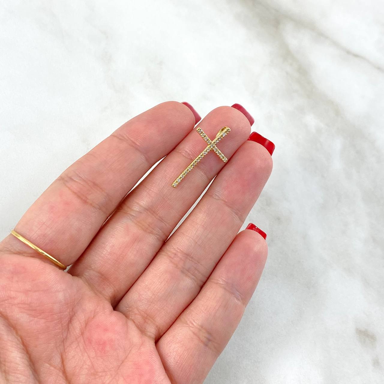 Dije Cruz 0.65gr / 2.4cm / Diamantes Blancos 40pts Oro Amarillo (Joya) *