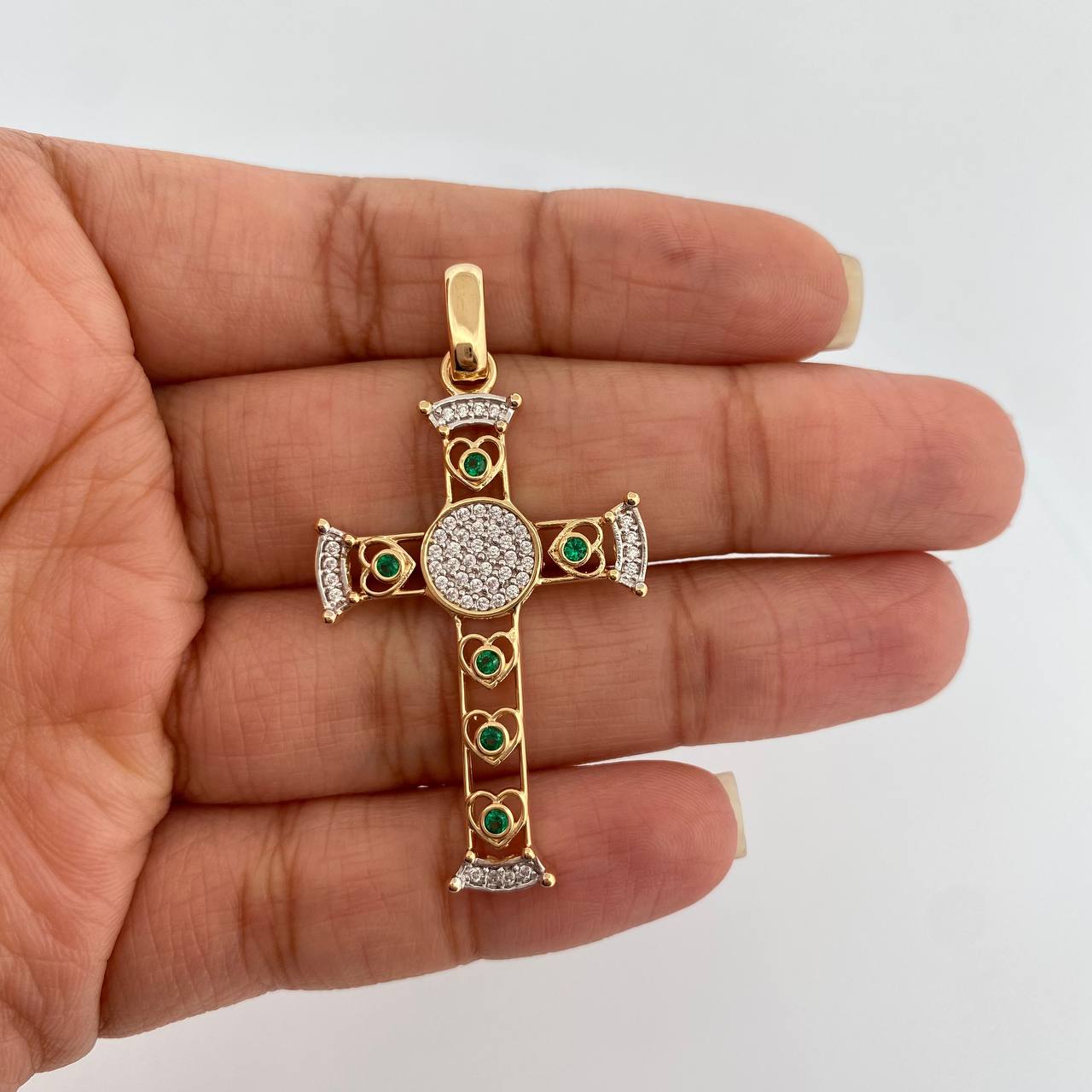 Dije Cruz Halo Corazones 5.15gr / 4.5cm / Dos Oros Amarillo Blanco 18K %