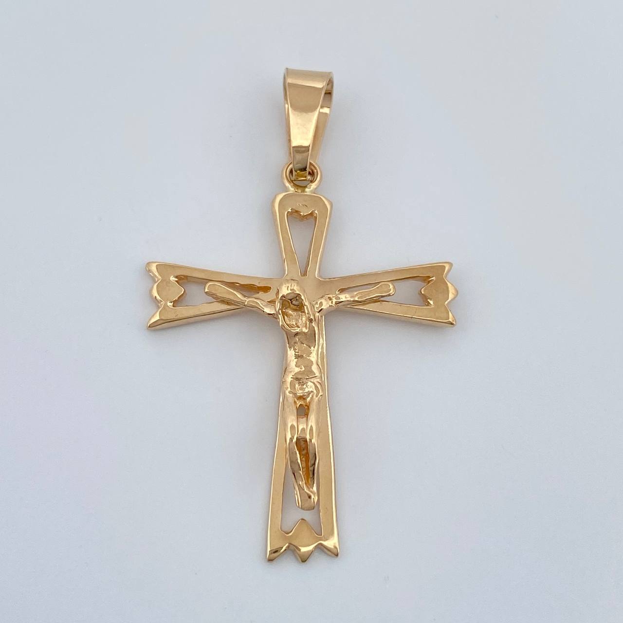 Dije Cruz Cristo  2.7gr / 3.5cm / Oro Amarillo 18K %