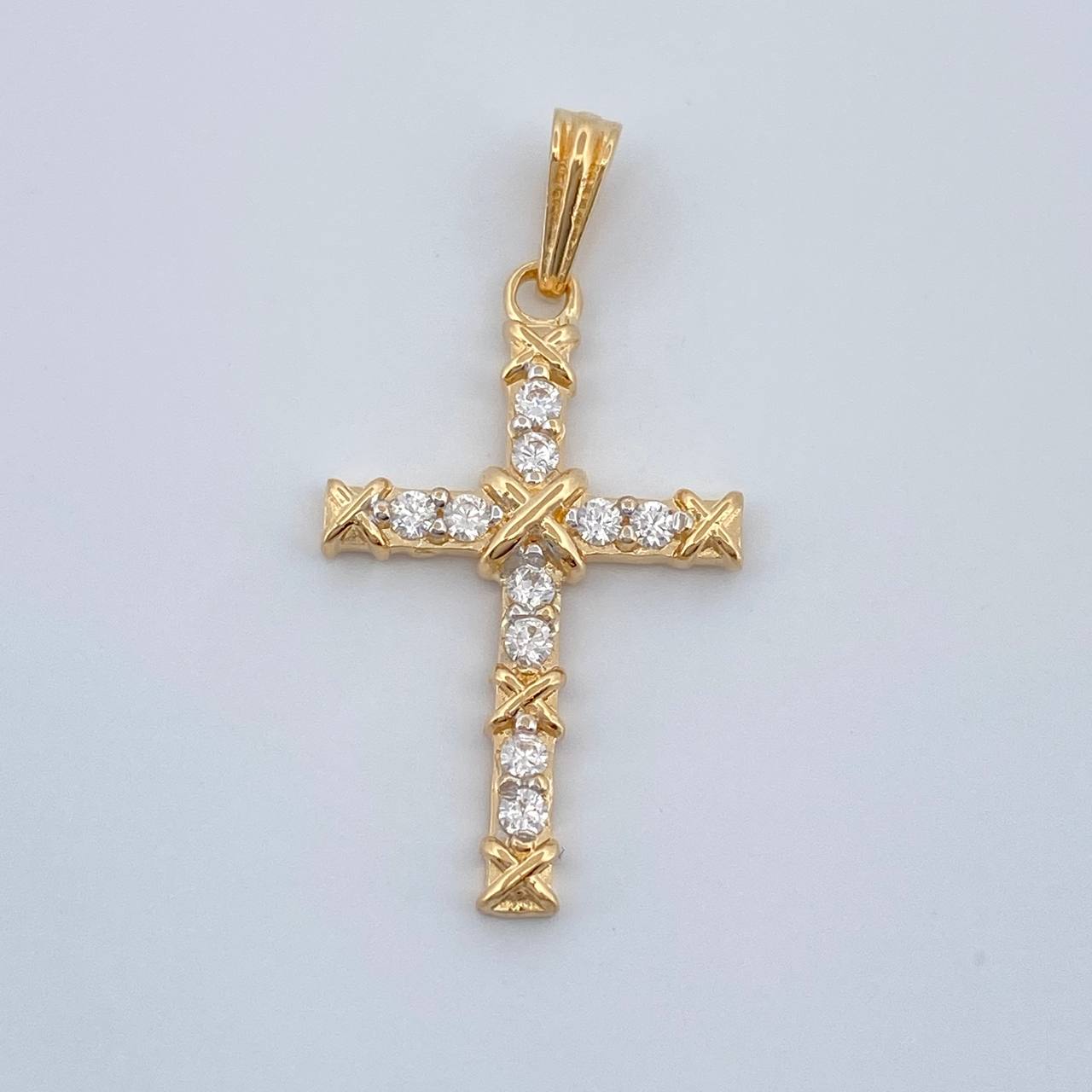 Dije Cruz  1.8gr / 3cm / Oro Amarillo 18K %