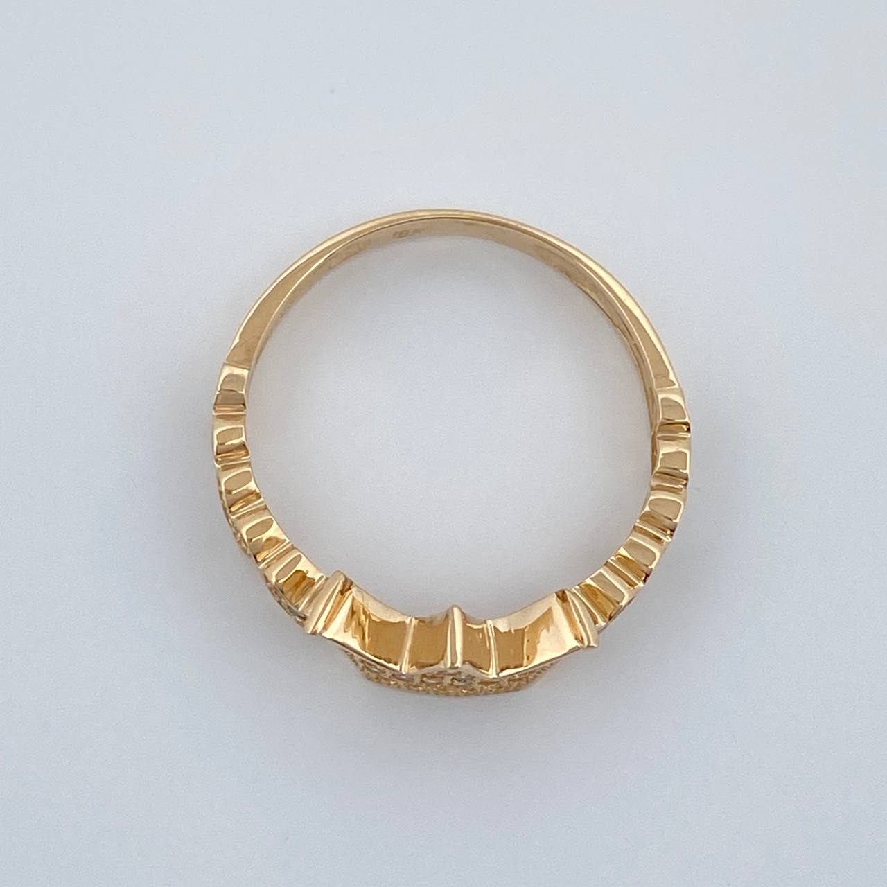 Anillo Corona Corazones 2.65gr / T7 / Oro Amarillo 18K %