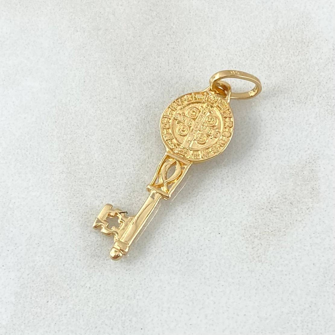 Dije Llave San Benito 1.35gr / 3.2cm / Oro 18K