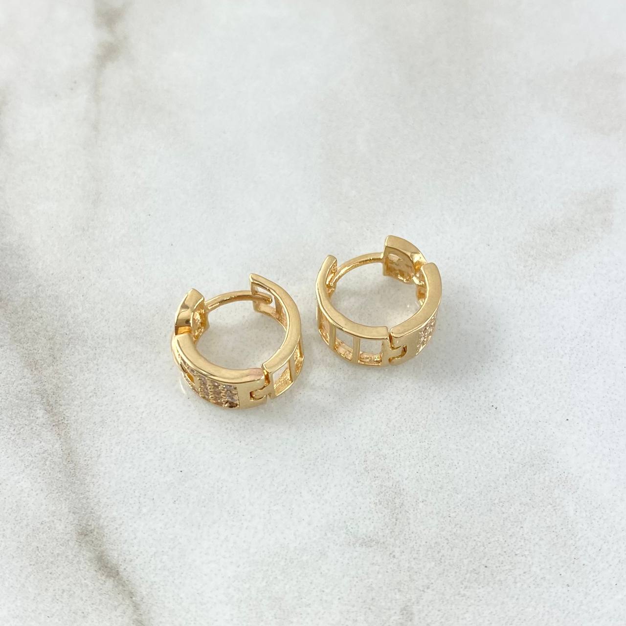 Candongas Carril Cubano 2.9gr / 1cm / Oro 18K *