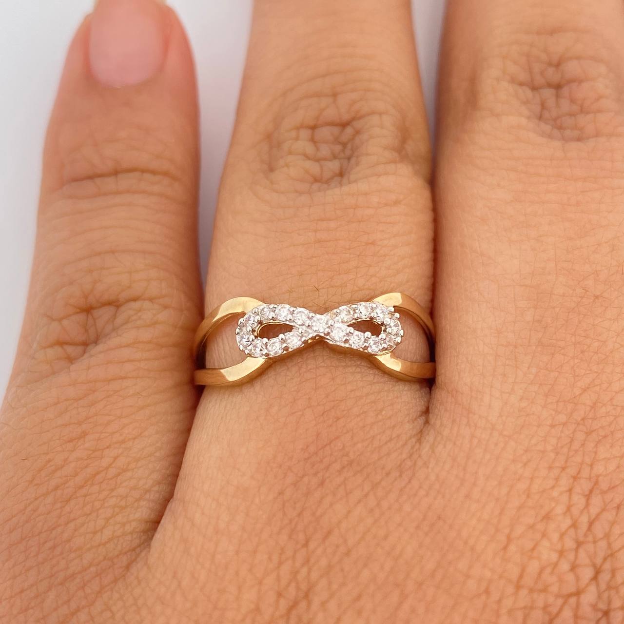 Anillo Infinito 1.9gr / T7 / Dos Oros Amarillo Blanco 18K %