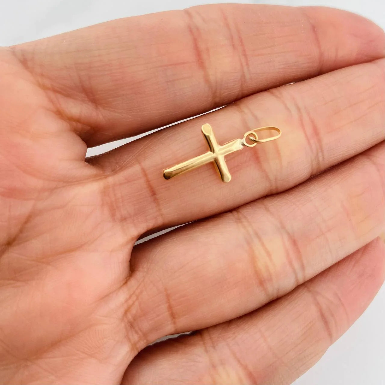 Dije Cruz 0.35g / 2cm Oro Amarillo 18K