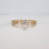 Anillo Solitario Trio 1.45g / T6 1/4 Oro Amarillo 18K
