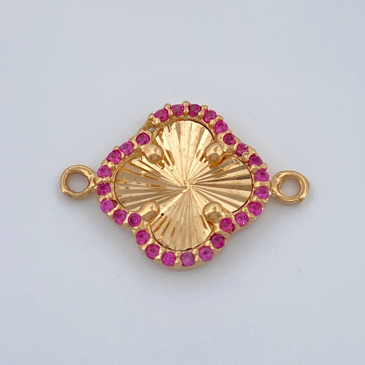 Herraje Trebol 1.1gr / 1.8cm / Oro Amarillo 18K %