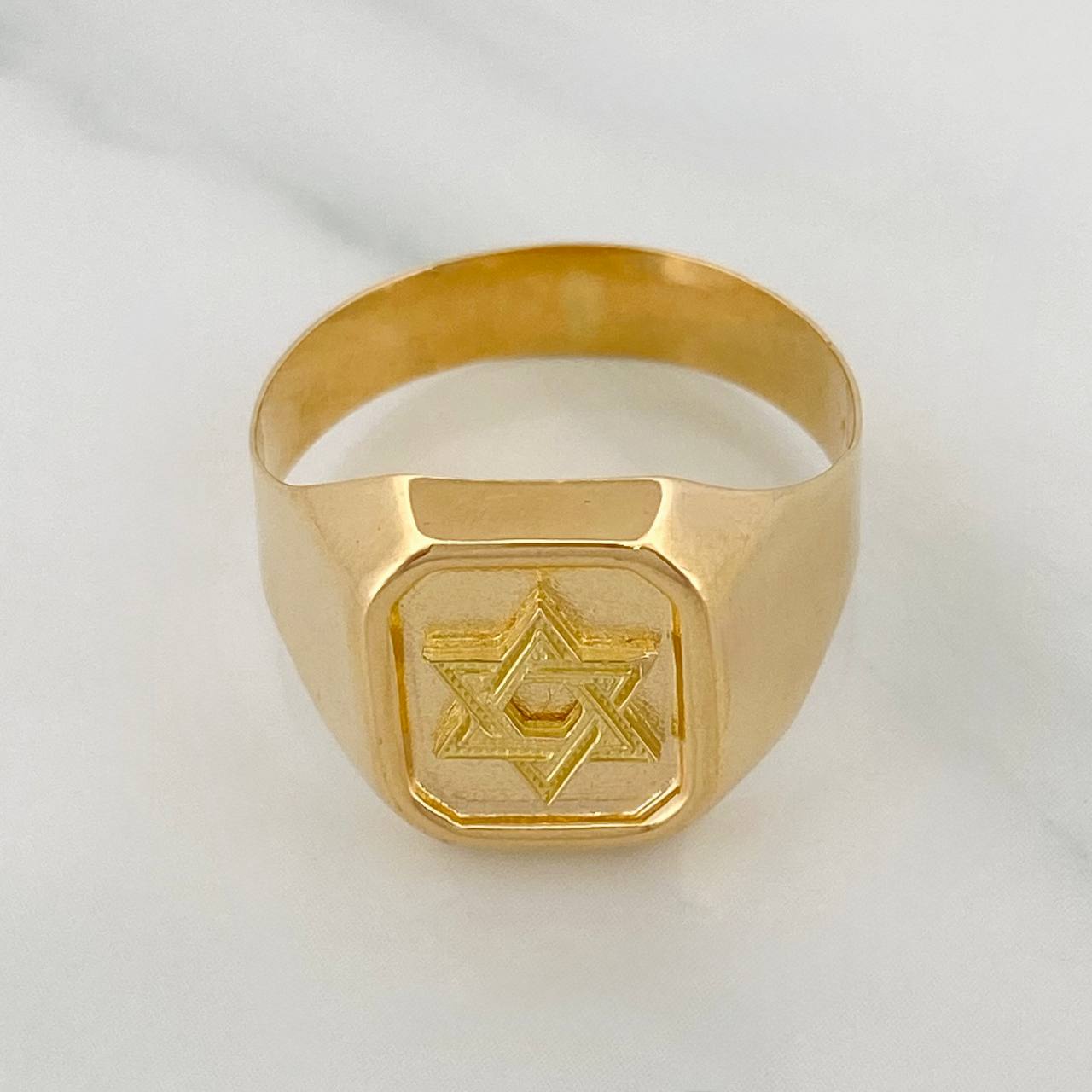 Anillo Estrella de David 3.45gr / T11 1/4 / Oro Amarillo 18K %