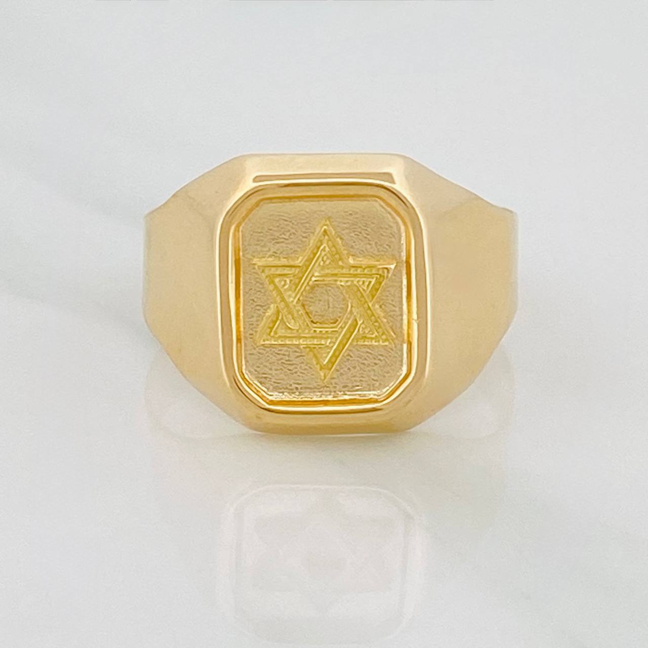 Anillo Estrella de David 3.45gr / T11 1/4 / Oro Amarillo 18K %