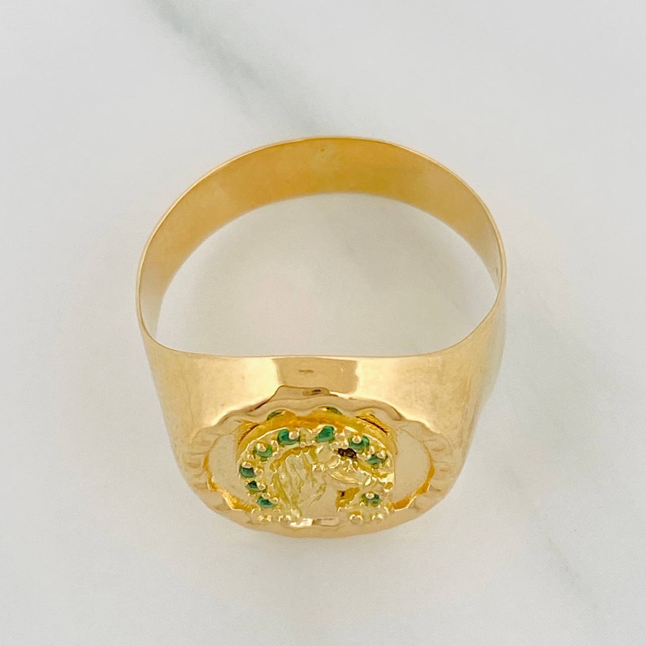 Anillo Herradura Caballo 3.7gr / T8 1/4 / Oro Amarillo 18K %