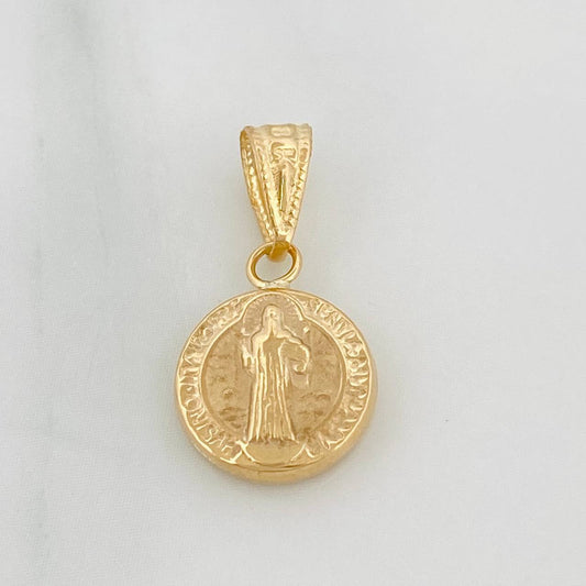Dije San Benito 0.65gr / 1.8cm / Troquelado Oro Amarillo &