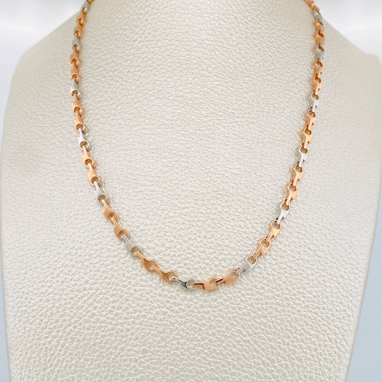 Cadena Rustica Urbana 23.65gr / 50cm / 3.6mm Dos Oros Blanco Rosa 18K