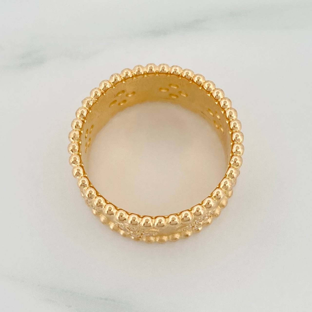 Anillo Trebol Bordado 9.65gr / T7 3/4 / Oro Amarillo 18K $