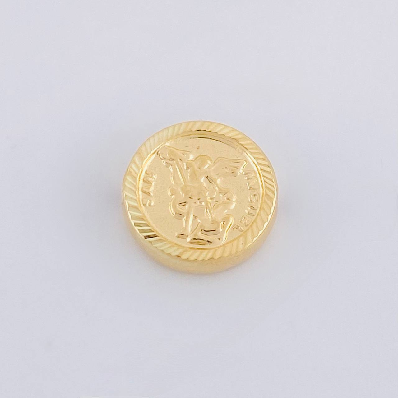 Herraje San Miguel Arcángel Mate 0.95g / 1.4cm Oro Amarillo 18K