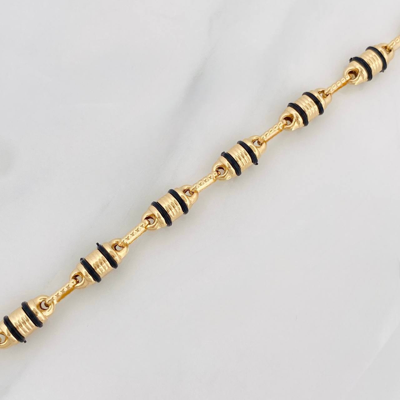 Pulso Rustico Barril 4.85g / 21.05cm / 4.16mm Oro Amarillo 18K