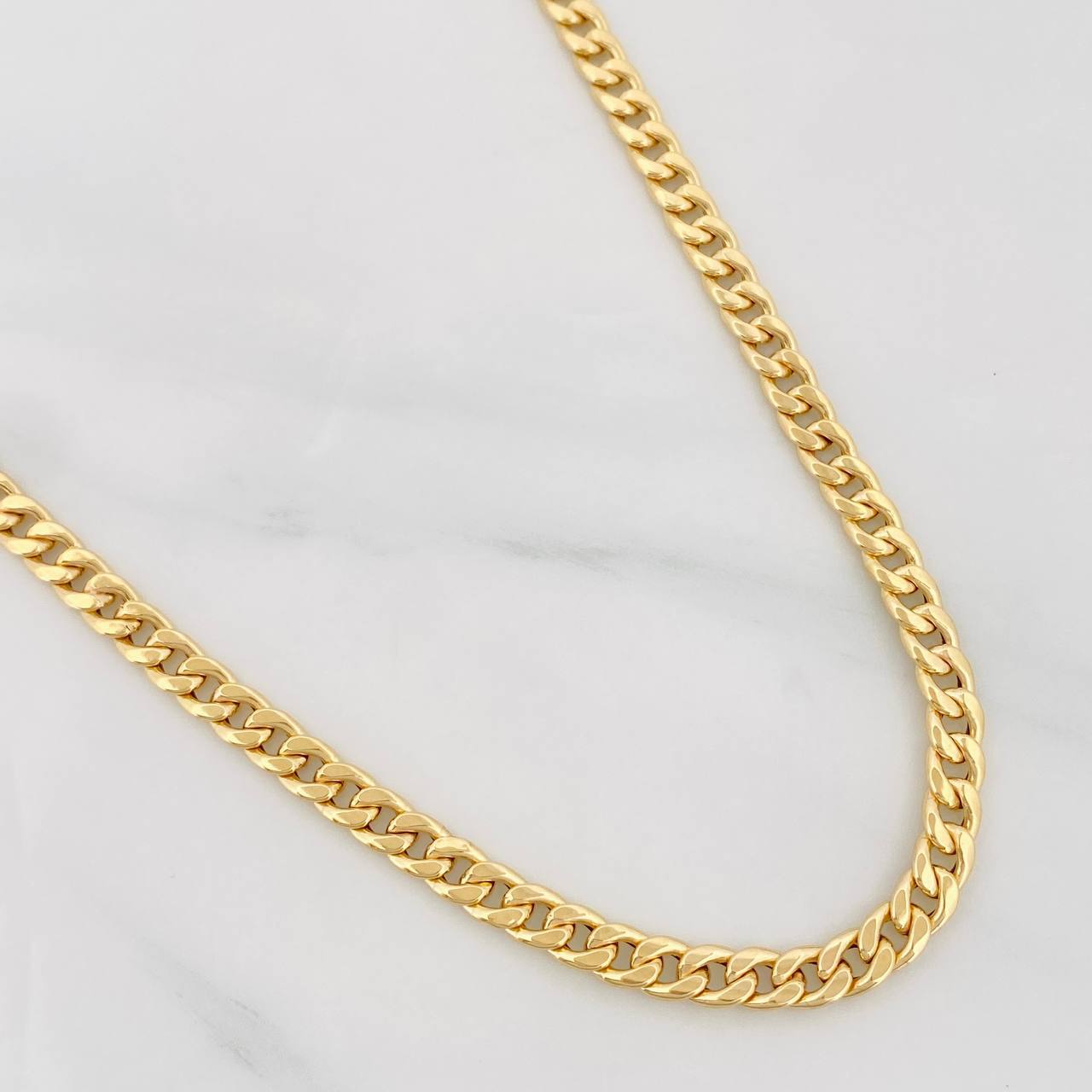 Cadena Cubana 5.1g / 60cm / 4.28mm Oro Amarillo 18K