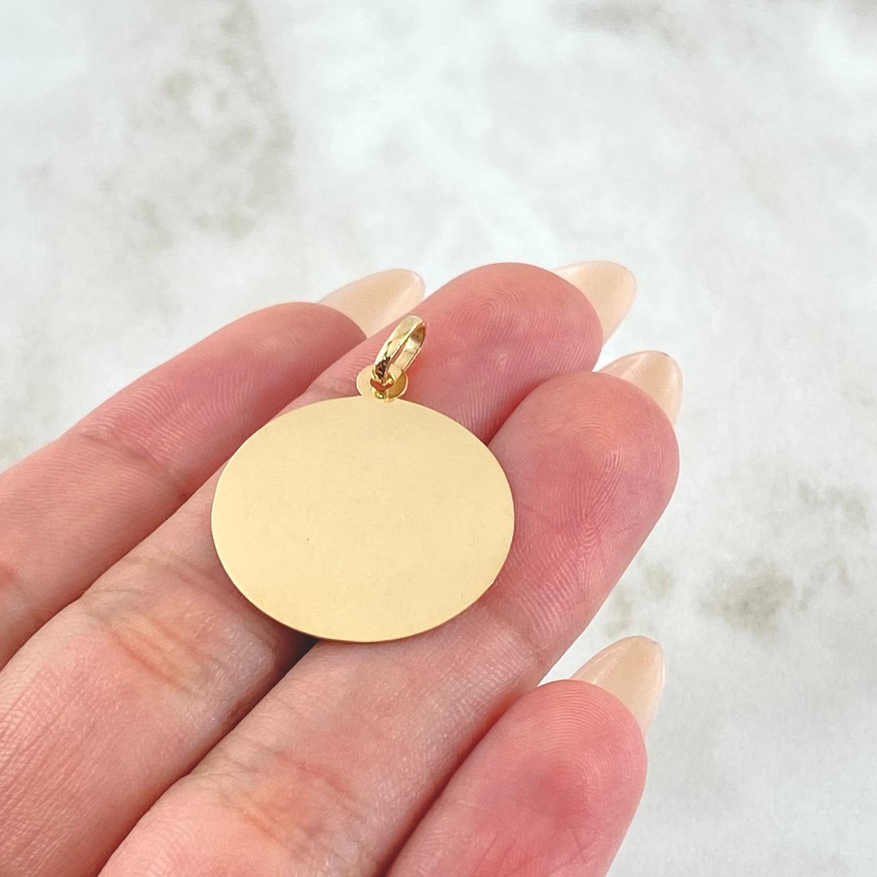 Dije Placa Circulo 2.2gr / 1.7cm / Oro Amarillo 18K
