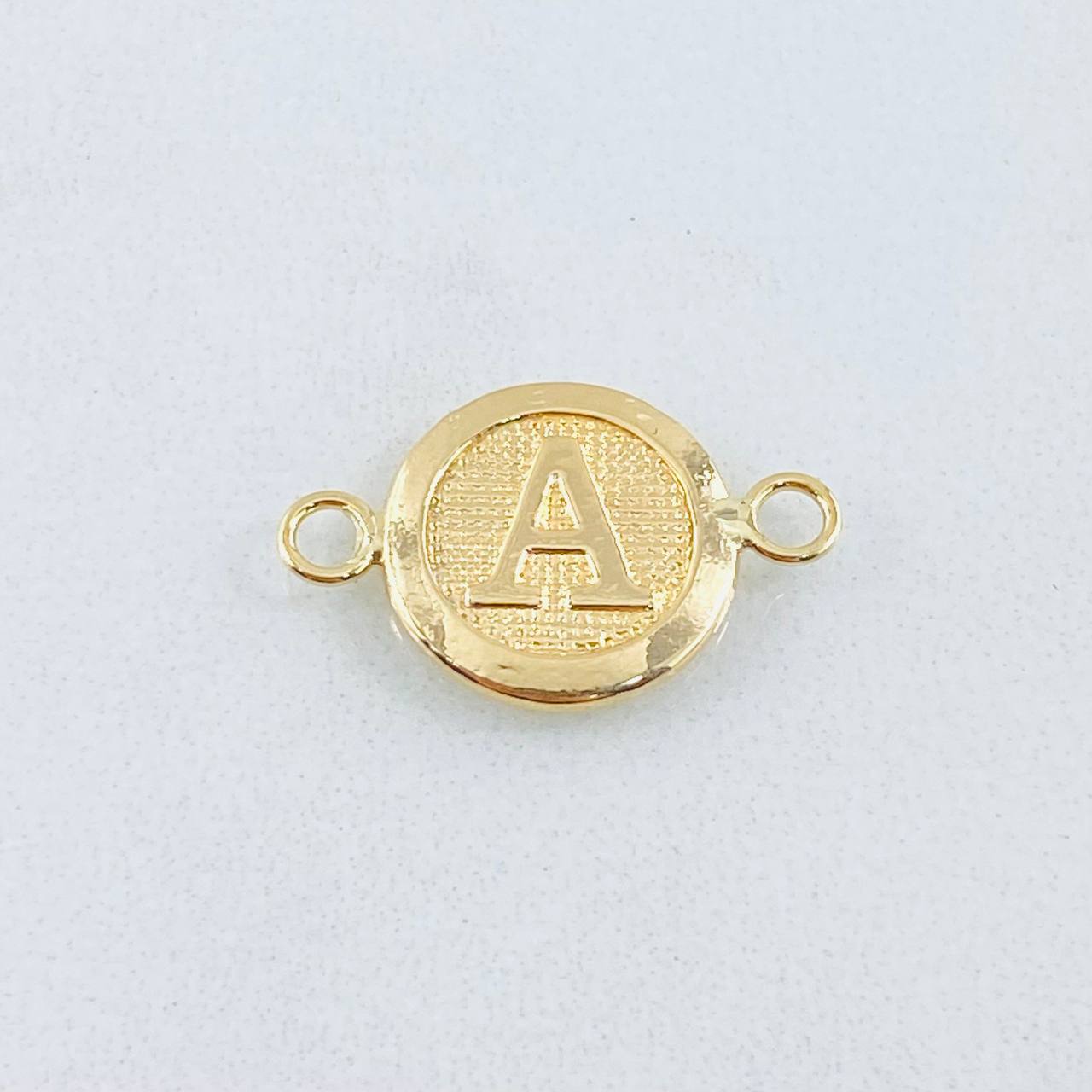 Herraje Letra A 0.35g / 1.5cm Oro Amarillo 18K