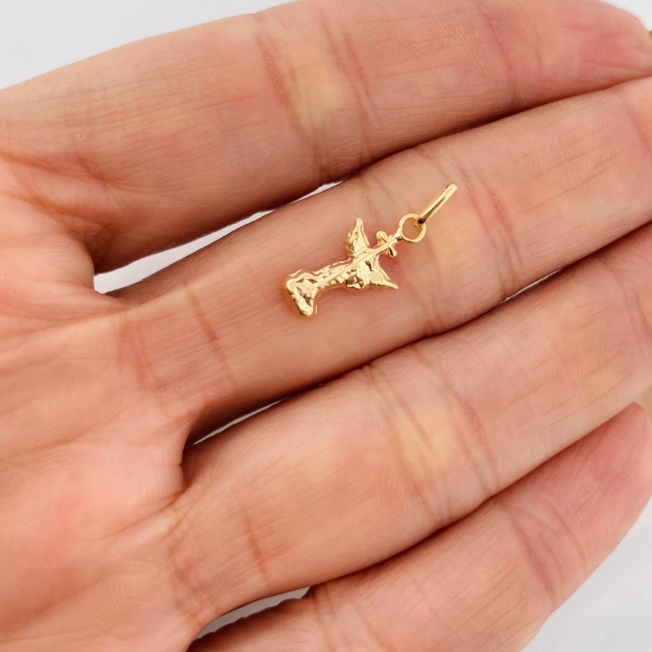 Dije San Miguel Arcangel 0.35g / 2cm Oro Amarillo 18K