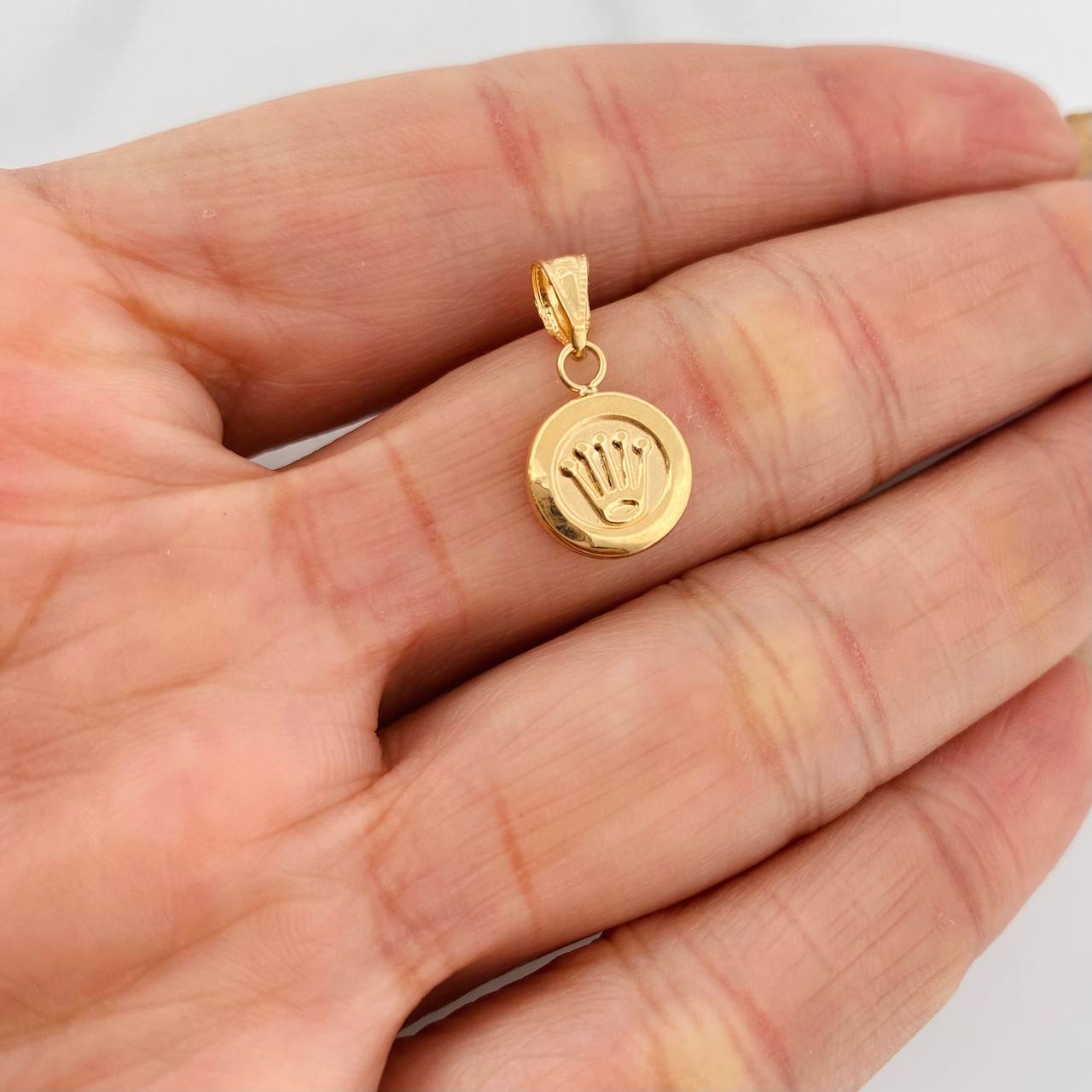 Dije Corona 0.6g / 2cm Oro Amarillo 18K