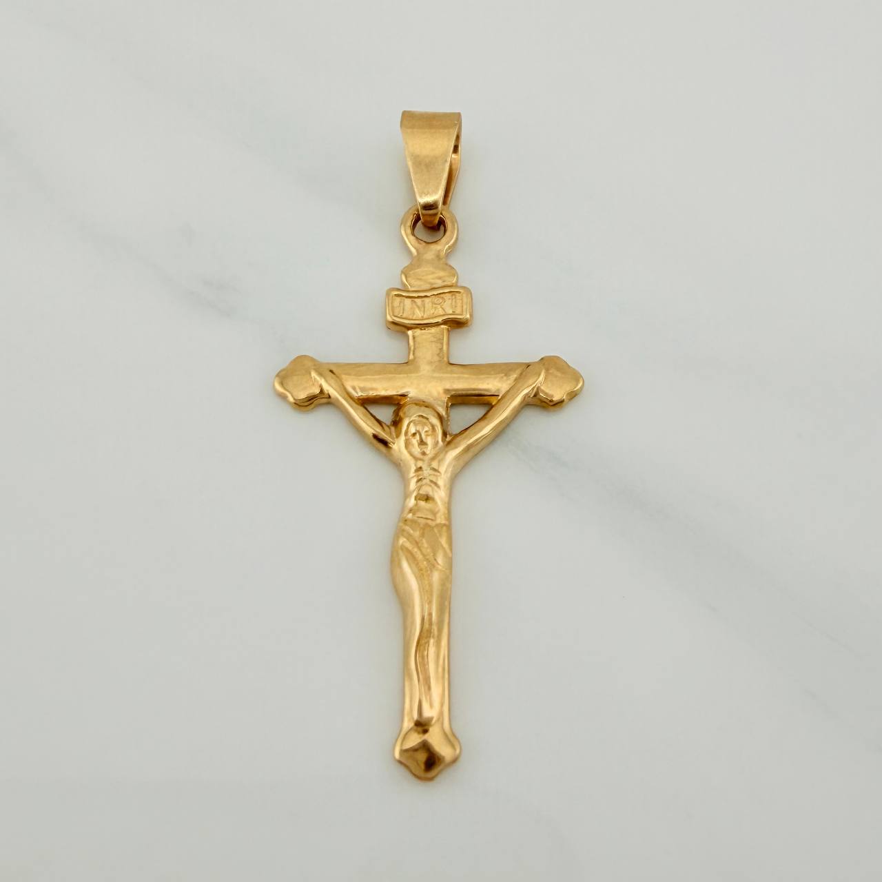 Dije Cruz Cristo 3.45gr / 4.2cm / Oro Amarillo 18K $