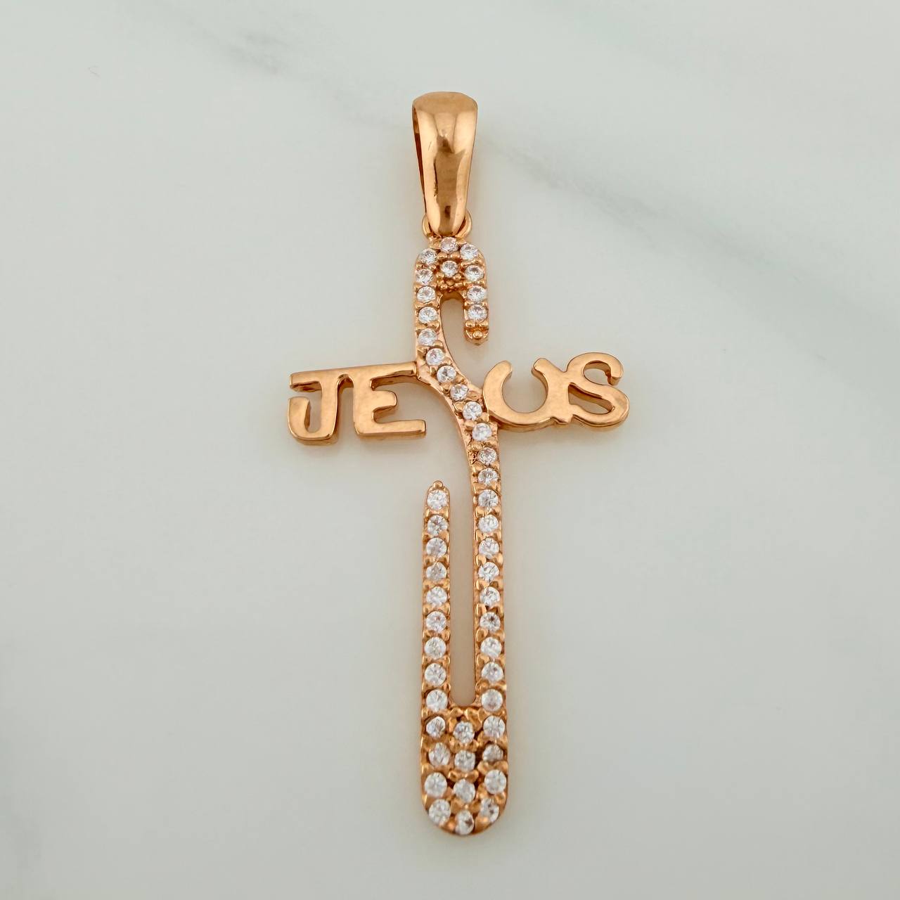 Dije Cruz Jesus 2.3gr / 3.6cm / Oro Rosa 18K $