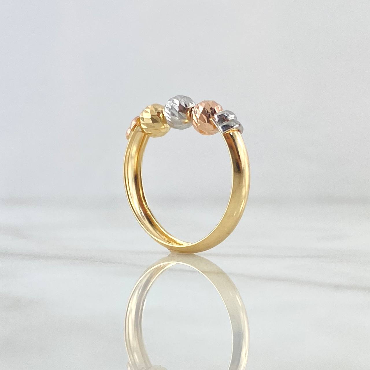 Anillo Trio De Bolas 1.65gr / T7 1/4 / 5mm Bolas Diamantadas Tres Oros 18K