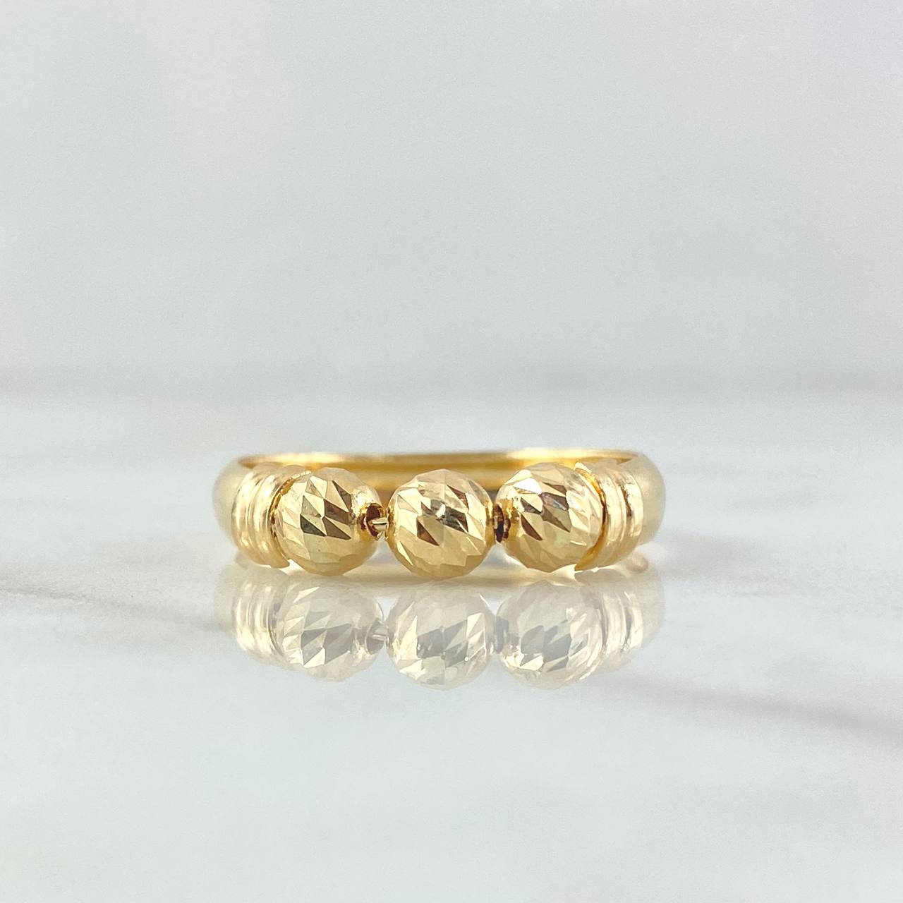 Anillo Trio De Bolas 1.65gr / T6 1/4 / 5mm Bolas Diamantadas Oro Amarillo 18K