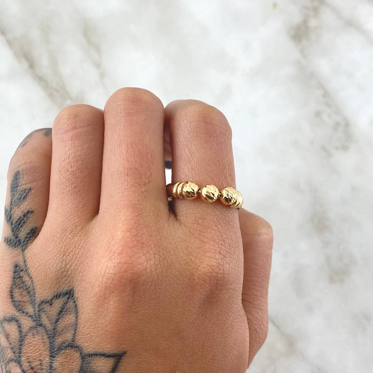 Anillo Trio De Bolas 1.7gr / T7 1/4 / 5mm Bolas Diamantadas Oro Amarillo 18K