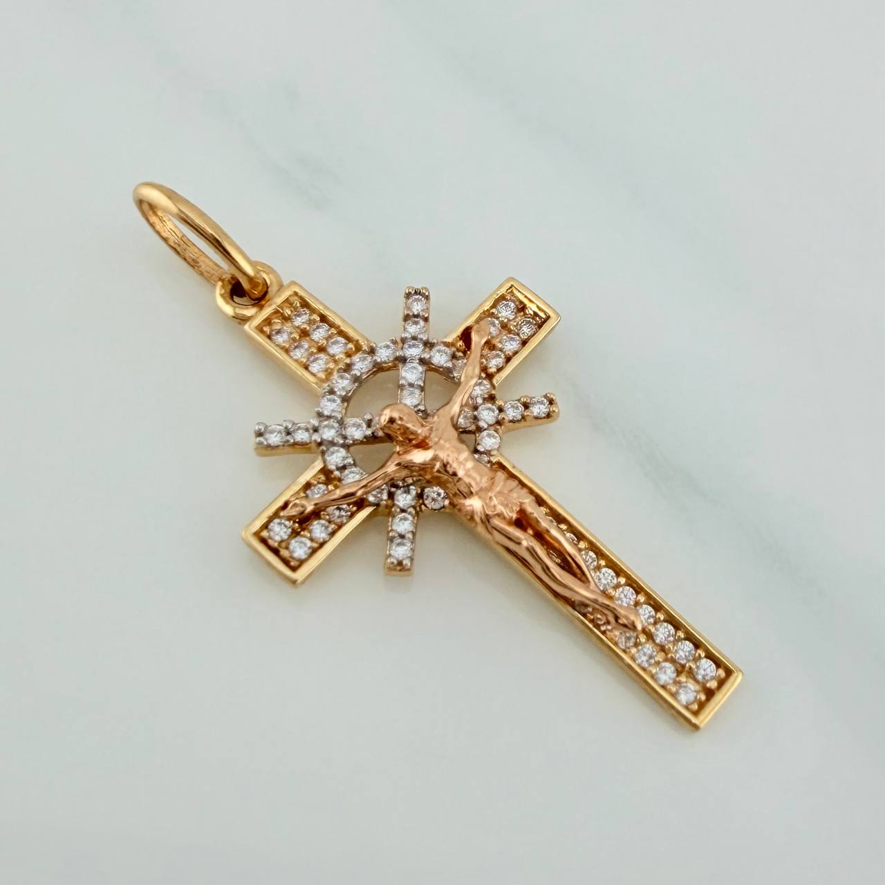 Dije Cruz Cristo 2.5gr / 3.5cm / Tres Oros 18K