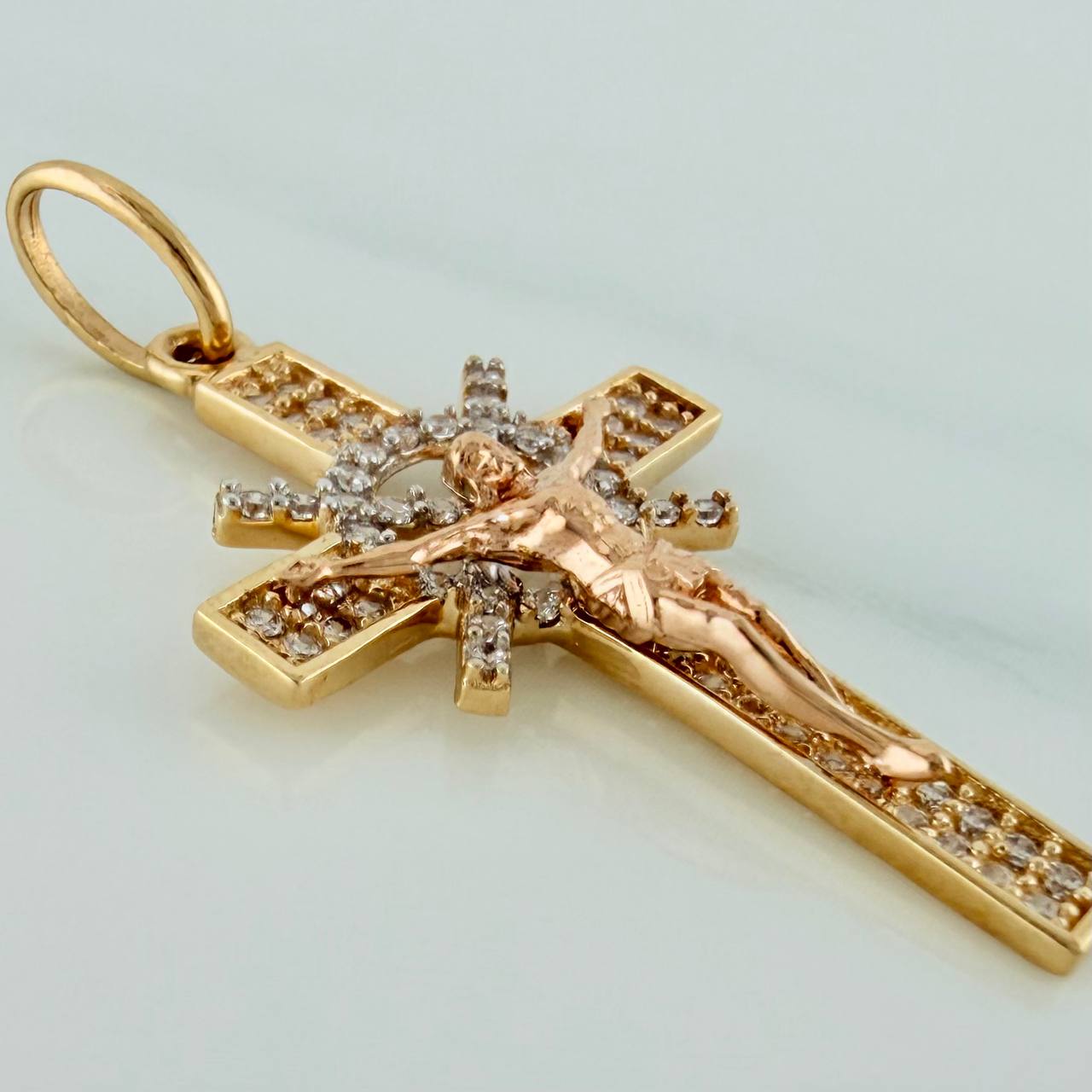 Dije Cruz Cristo 2.5gr / 3.5cm / Tres Oros 18K