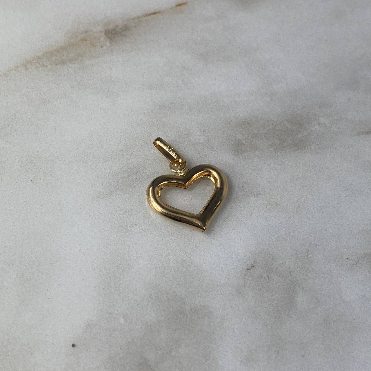 Dije Silueta Corazon 1.3gr / 2.3cm Troquelado Oro Amarillo