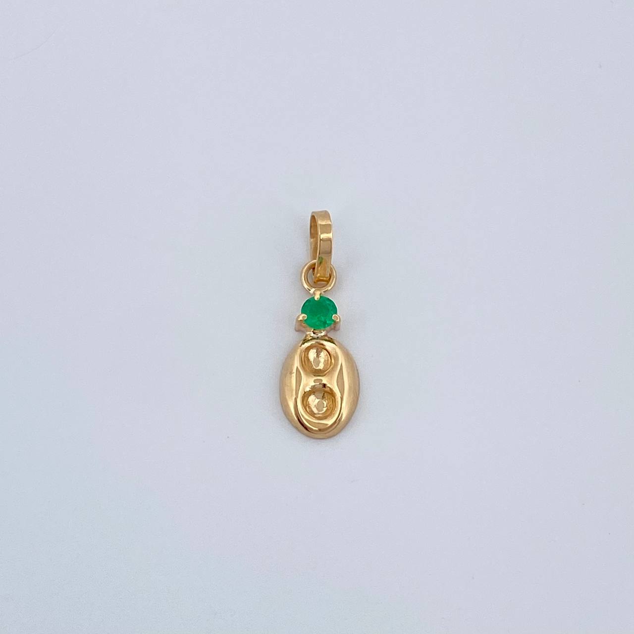 Dije Gc Figura Esmeralda 0.35gr / 1.6cm / Oro Amarillo 18K %