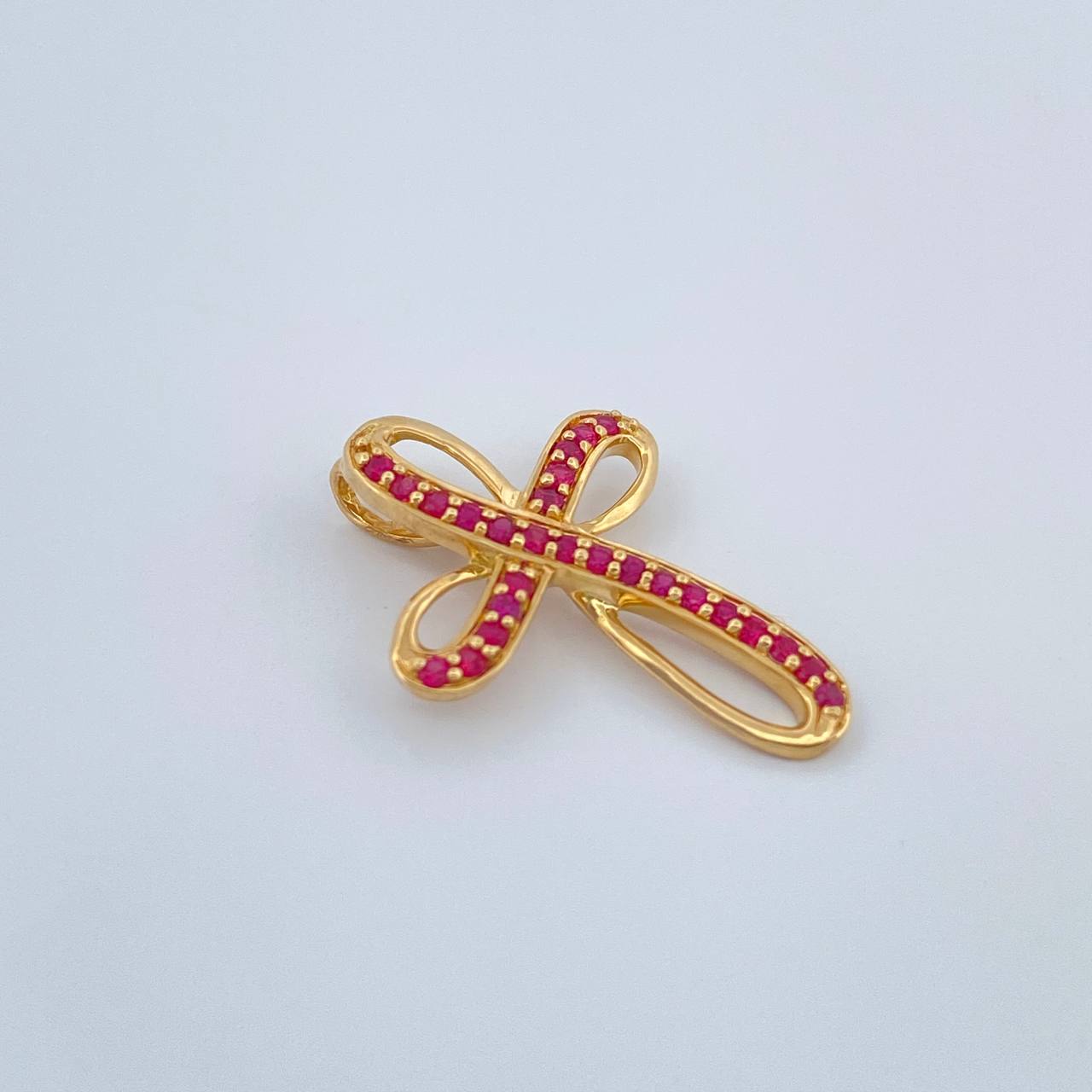 Dije Cruz Liston Rubys 1gr / 2cm / Oro Amarillo 18K %