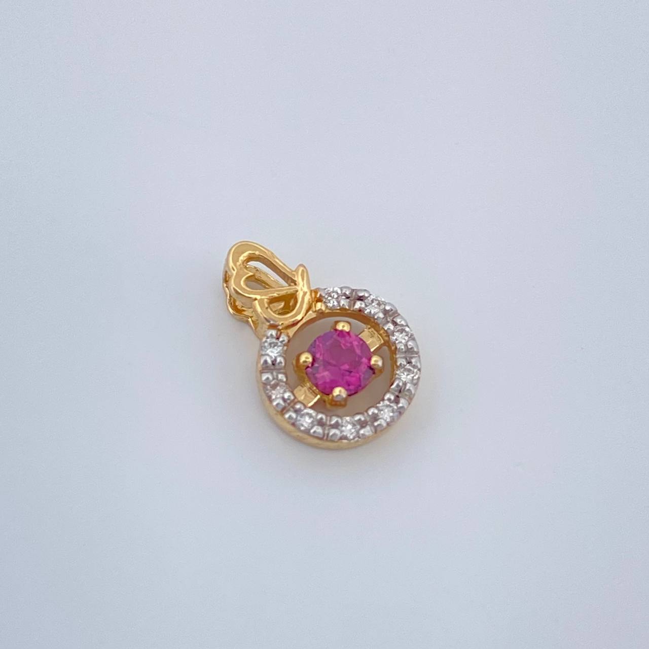 Dije Halo Ruby Diamantes 0.8gr / 1cm / Dos Oros Amarillo Blanco 18K %
