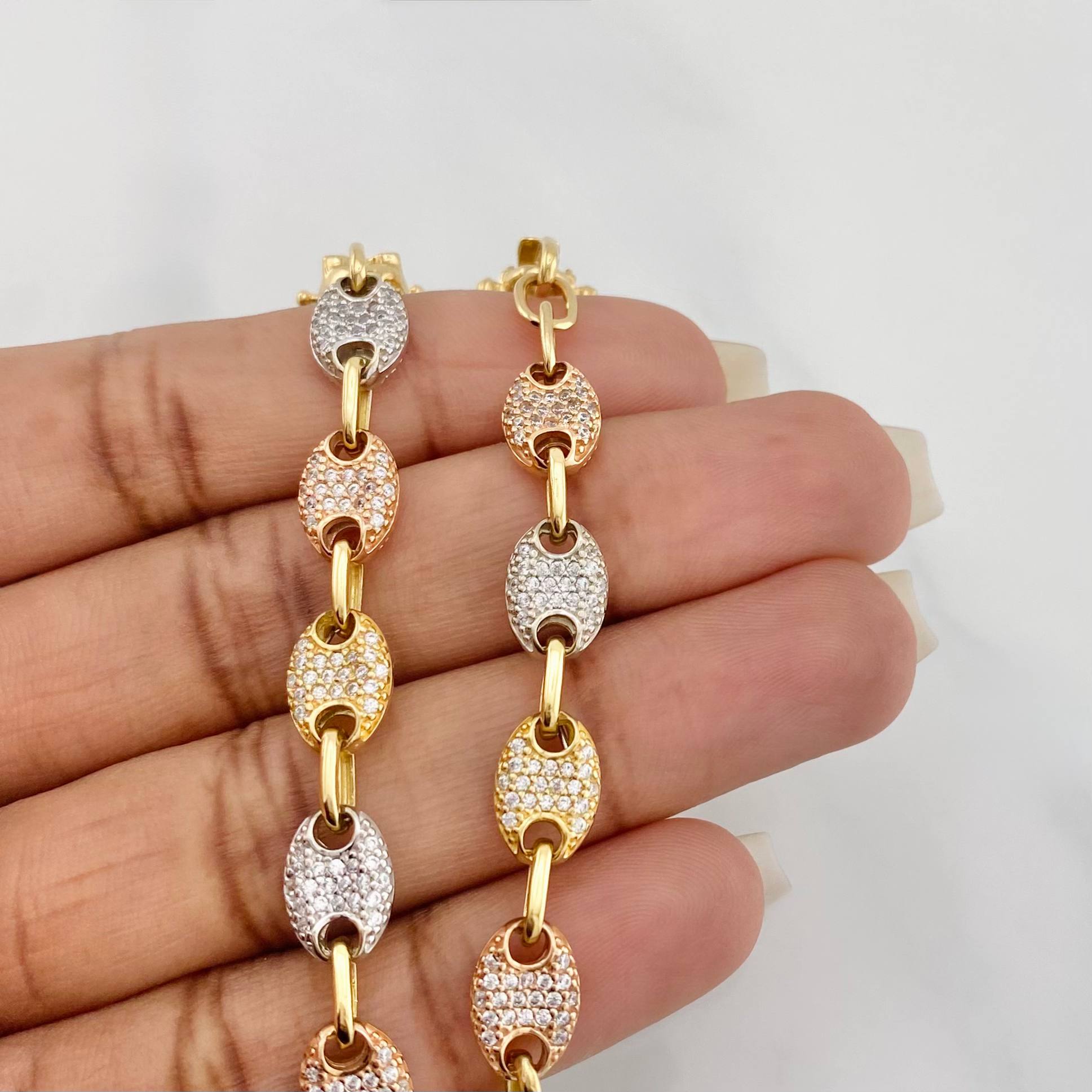 Pulso Gc 17.3 g / 18.05 cm / 3.96 mm Tres Oros 18K