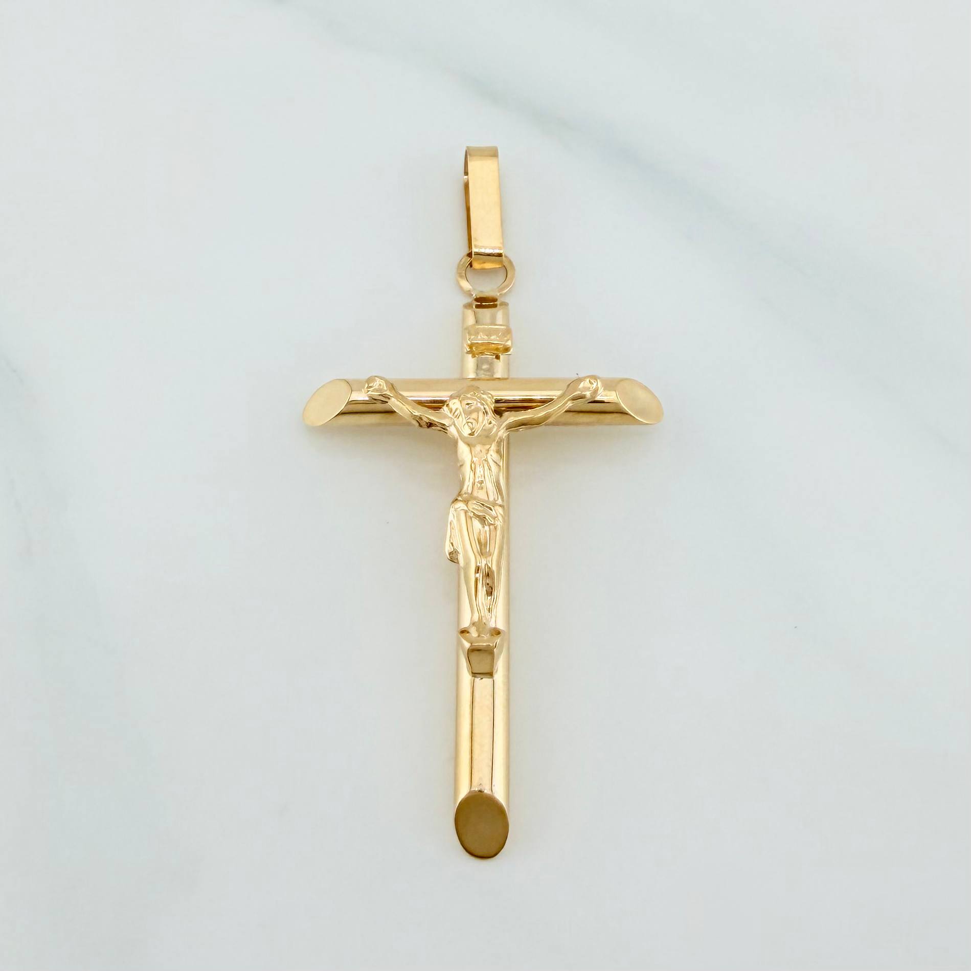 Dije Cruz Cristo Puntas Planas 1.75 g / 4.7 cm Oro Amarillo 18K