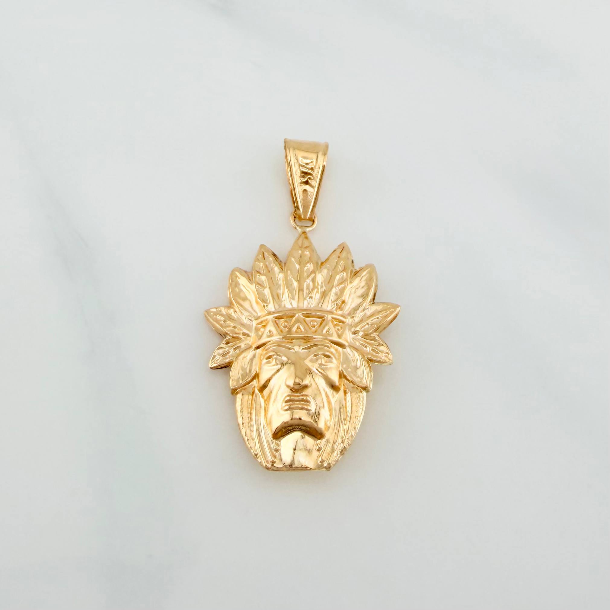 Dije Indio 2 g / 3.5 cm Oro Amarillo 18K