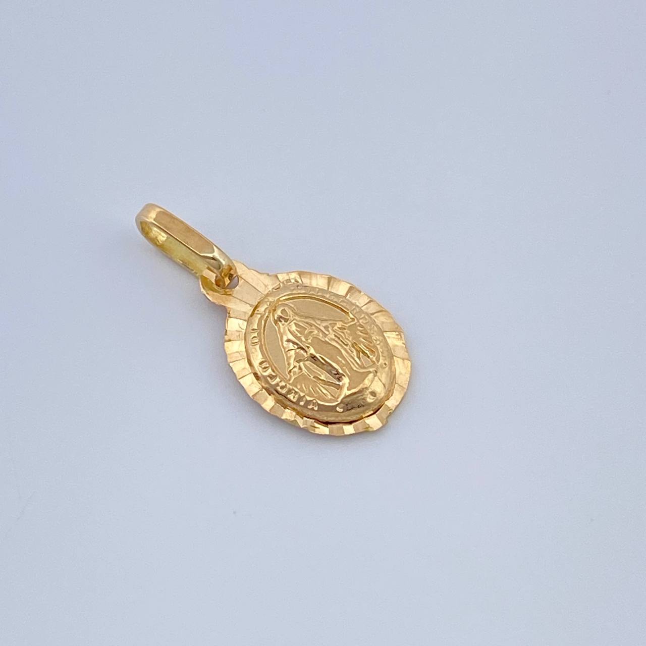 Dije Virgen Milagrosa 0.7gr / 1.7cm / Oro Amarillo 18K %