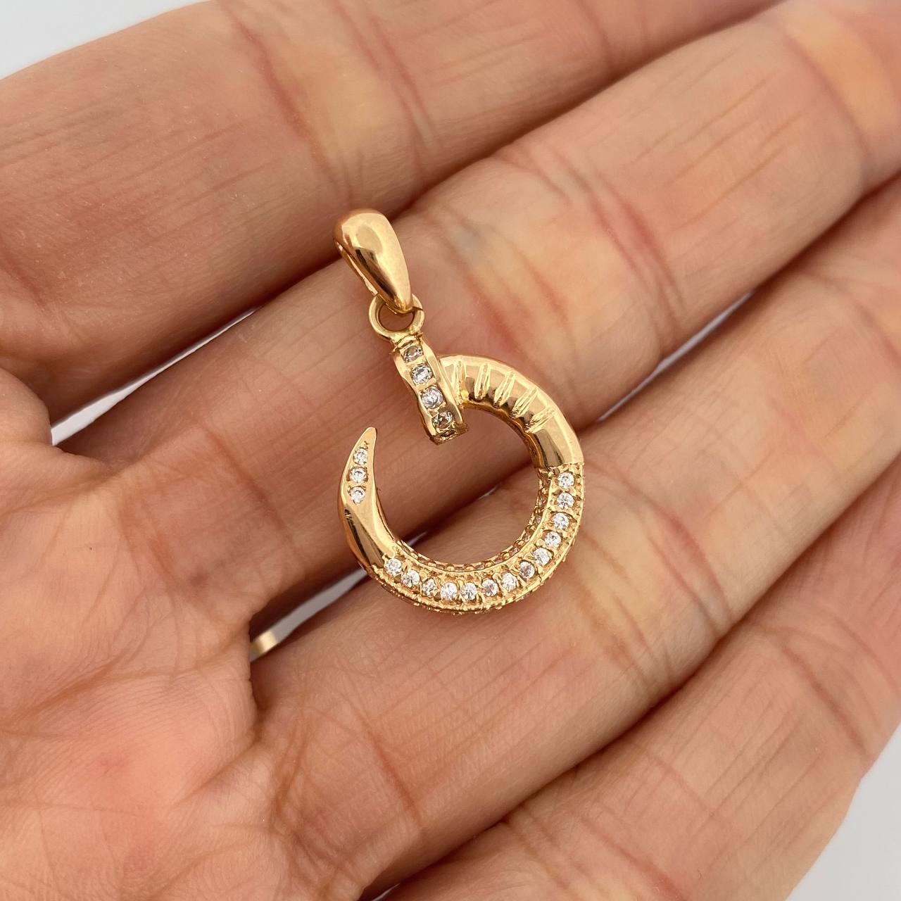 Dije Clavo 2.5gr / 2.6cm / Oro Amarillo 18K %