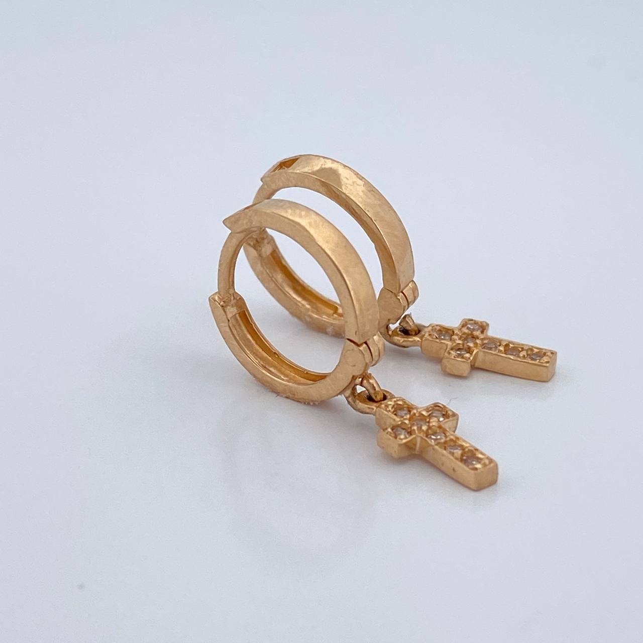 Candongas Cruz 2.9gr / 2.3cm / Oro Amarillo 18K %