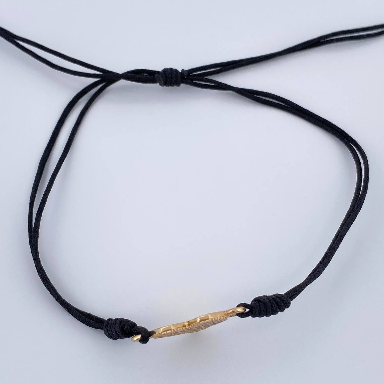 Pulsera Tejida Negra Corazón 1gr / Oro Amarrillo 18K %