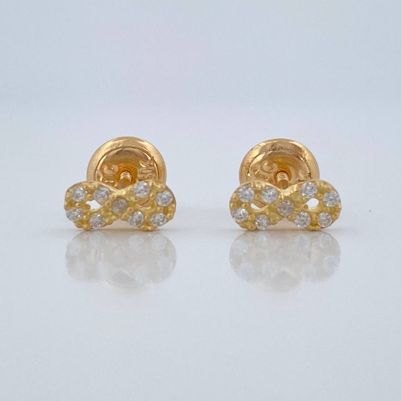 Topos Infinito 0.8gr / 3.43mm Oro Amarillo 18K &