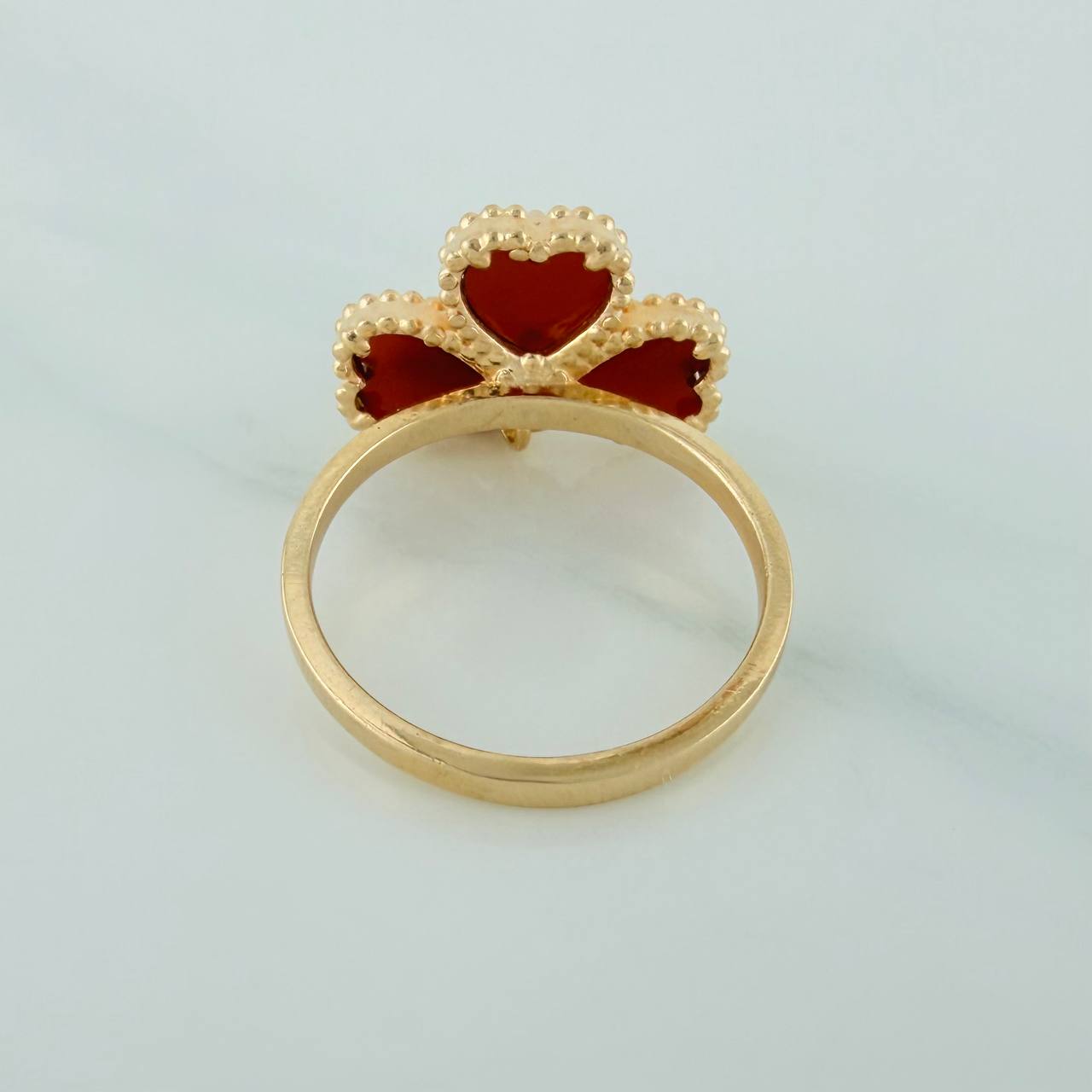 Anillo Trebol Corazones 5.05gr / T6 3/4 / Oro Amarillo 18K $