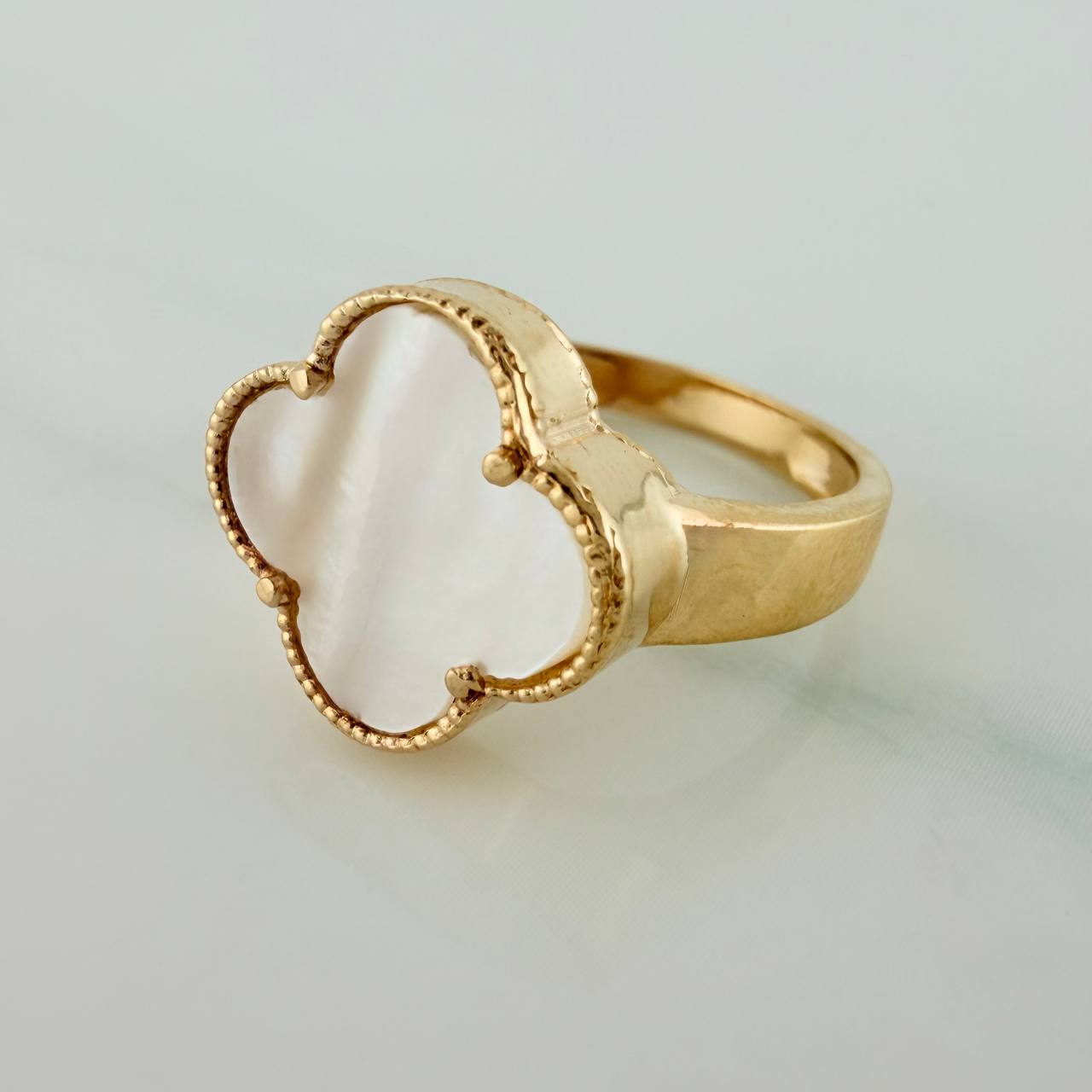Anillo Trebol 4.05gr / T7 3/4 / Oro Amarillo Nac Esp 18K