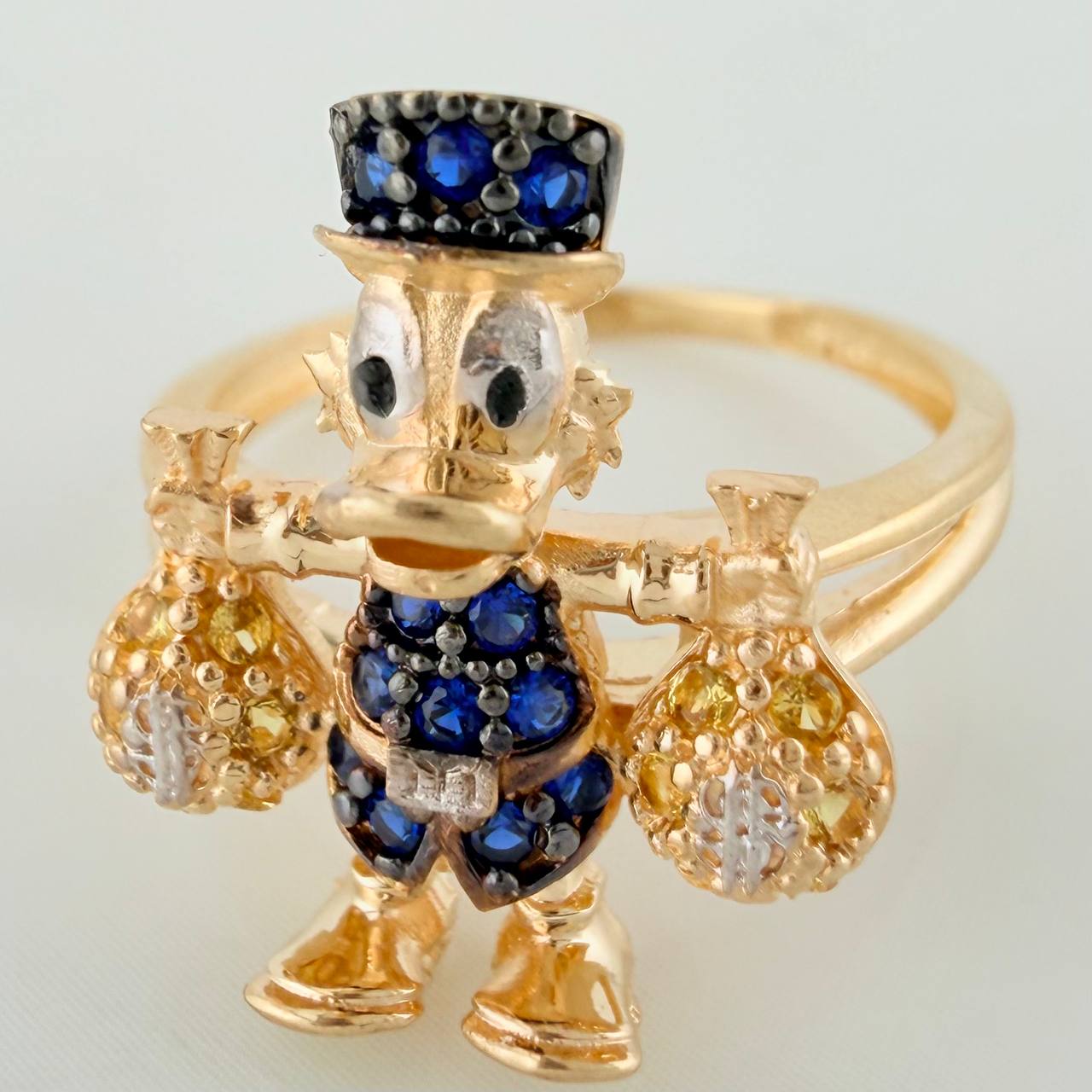 Anillo Pato Bolsa de Dinero 4.15gr / T6 / Tres Oros 18K $