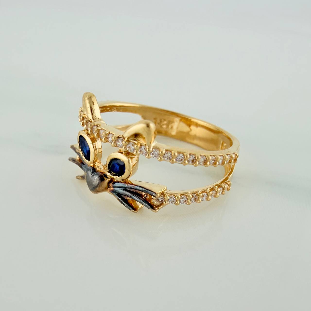 Anillo Rostro Gato 3.35gr / T6 1/4 / Dos Oros Negro Amarillo 18K